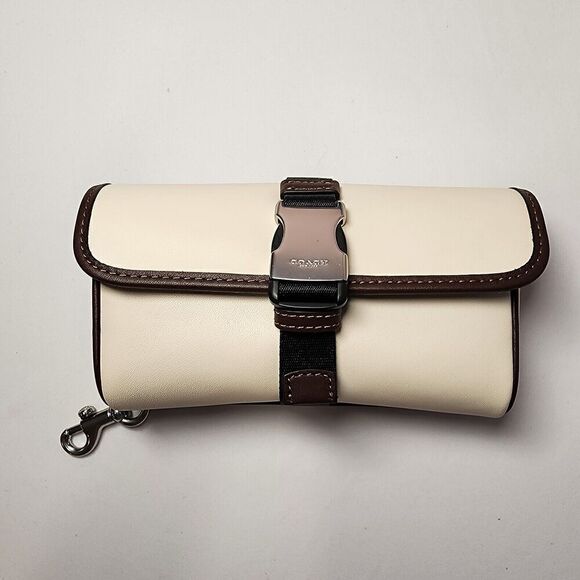NWT Coach CU238 Leather Racer Pouch In Chalk Maple - Picture 1 of 6